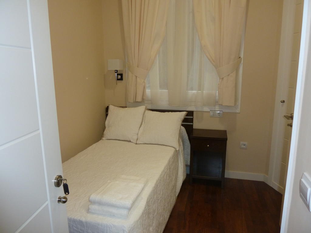 Hostal Mayor Madrid Værelse billede